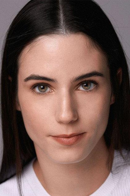 Tania Santana - Actor Profile Photo