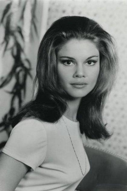 Wende Wagner - Actor Profile Photo