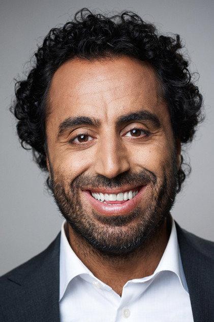 Özz Nûjen - Actor Profile Photo
