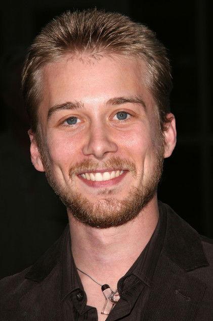Lou Taylor Pucci - Actor Profile Photo