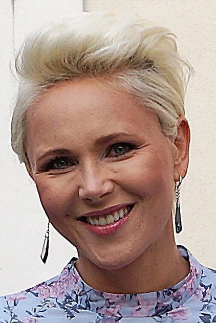 Anna Samusionek - Actor Profile Photo