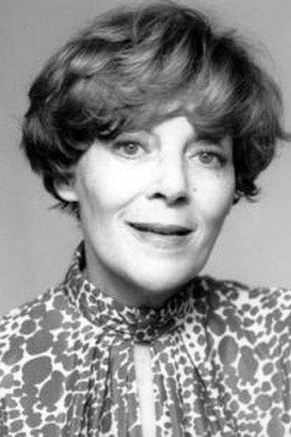 Yvonne Clech - Actor Profile Photo