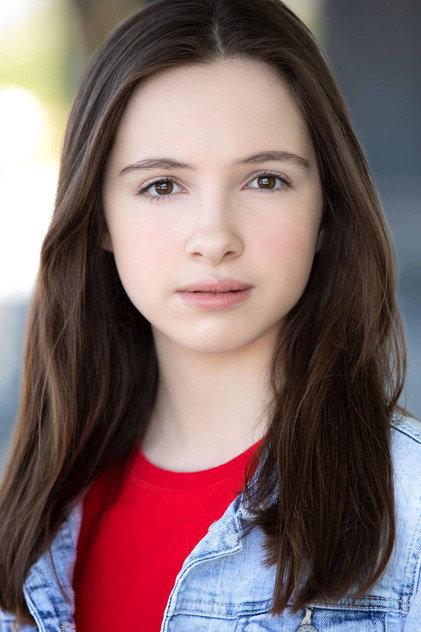 Holly Reichert - Actor Profile Photo