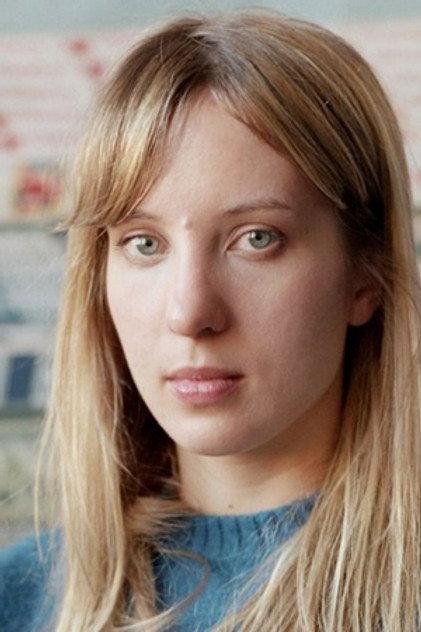 Sara Cwynar - Actor Profile Photo