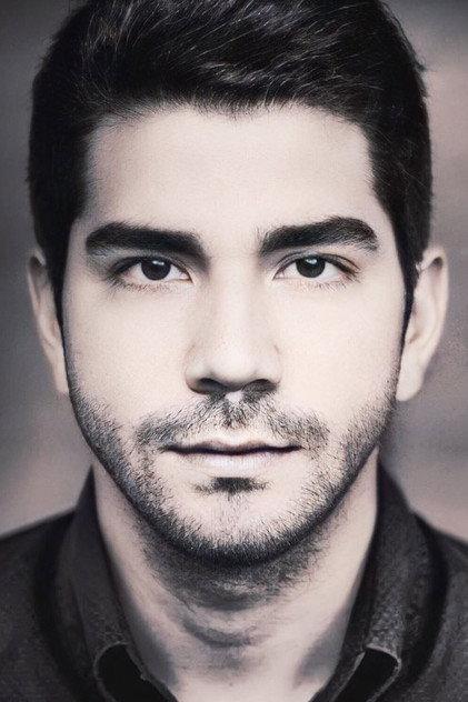 Kevin Brooks - Actor Profile Photo