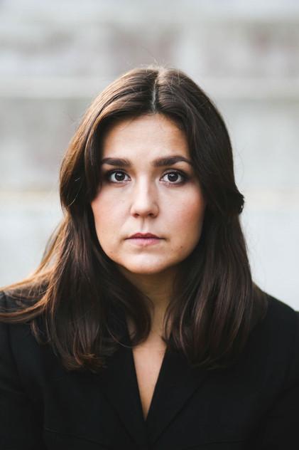 Ella Schartner - Actor Profile Photo