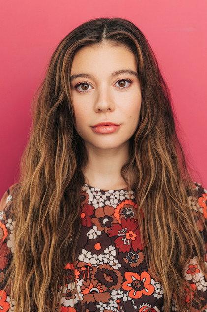 Genevieve Hannelius - Actor Profile Photo