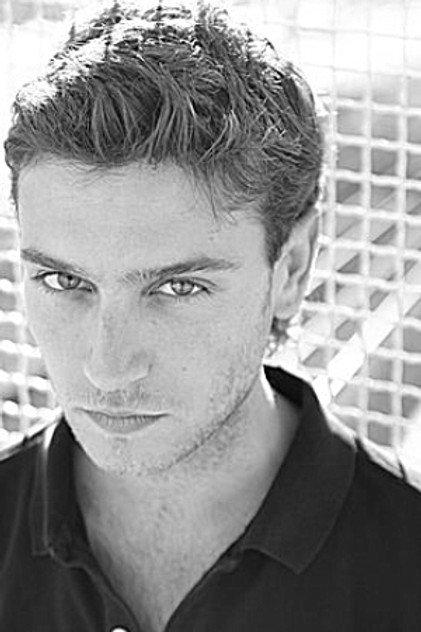 Asier Newman - Actor Profile Photo