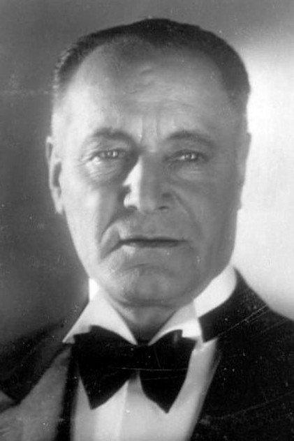 Heinrich Schroth - Actor Profile Photo