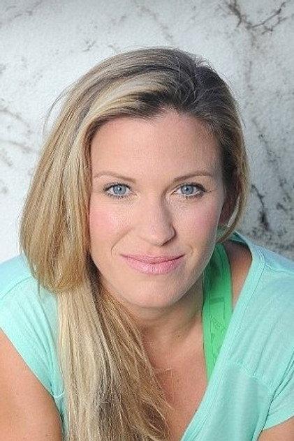 Liz Iacuzzi - Actor Profile Photo