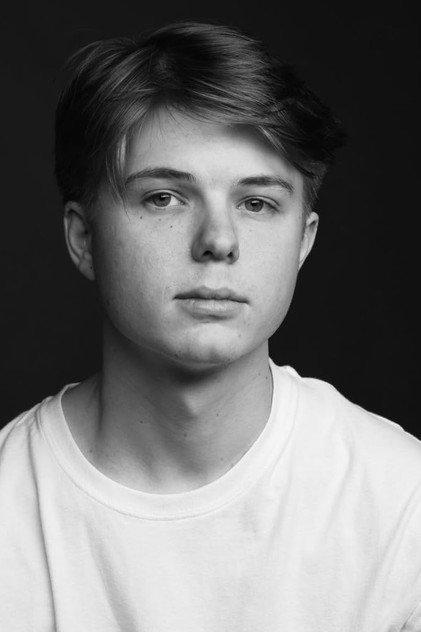 Mason Roberts - Actor Profile Photo