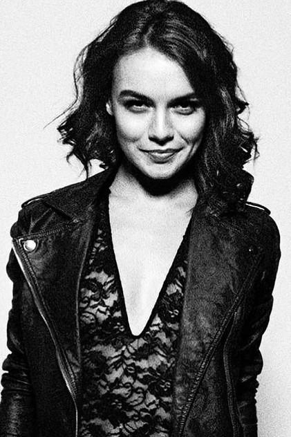 Abbi Snee - Actor Profile Photo