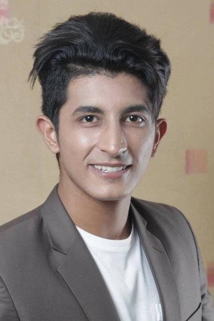 Rash Flores - Actor Profile Photo
