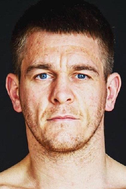 Gavin Gwynne - Actor Profile Photo