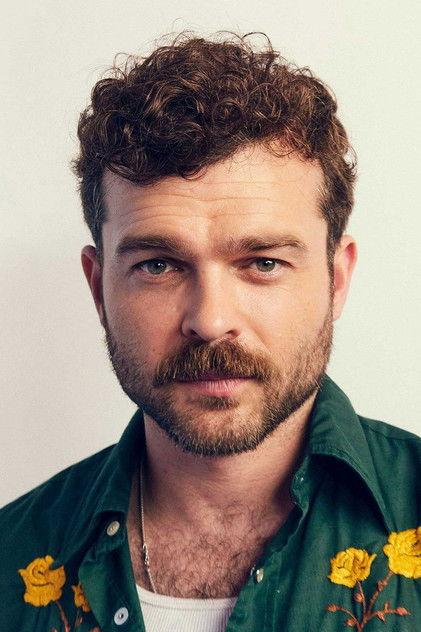 Alden Ehrenreich - Actor Profile Photo