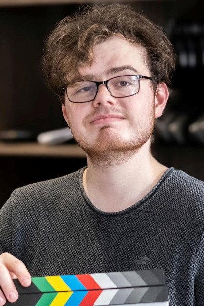Charlie Jeffery Hood - Actor Profile Photo