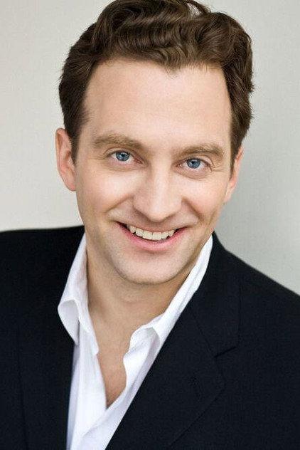 Graham Rowat - Actor Profile Photo
