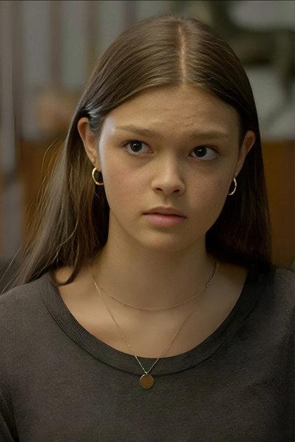 Madison Kuhns - Actor Profile Photo