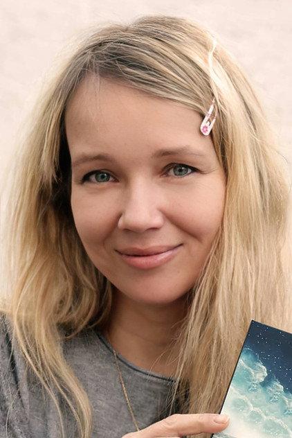 Zuzana Kapráliková - Actor Profile Photo