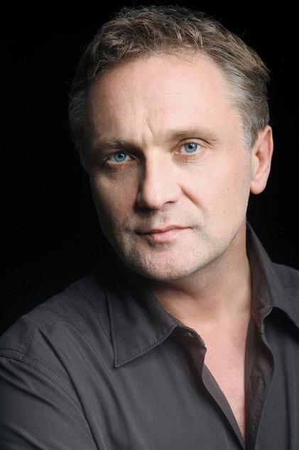 Bernhard Schir - Actor Profile Photo