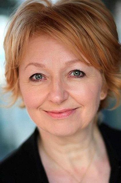 Liz Izen - Actor Profile Photo