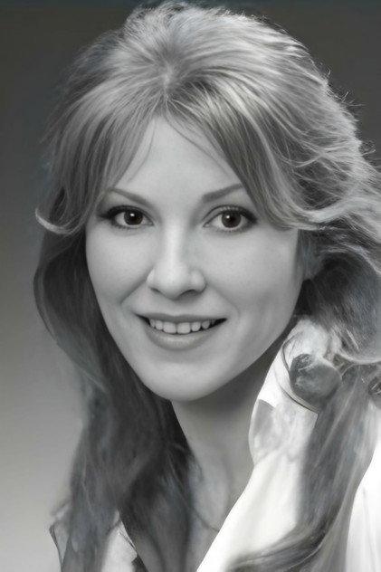 Yelena Romanova - Actor Profile Photo