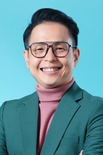 Ernest Prakasa - Actor Profile Photo