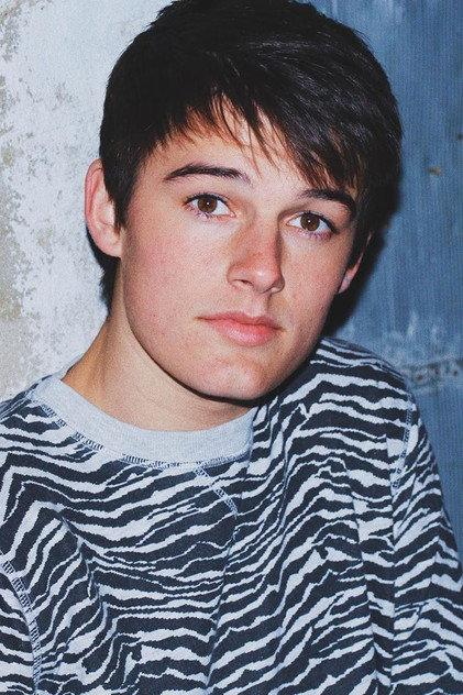 Kenny Holland - Actor Profile Photo
