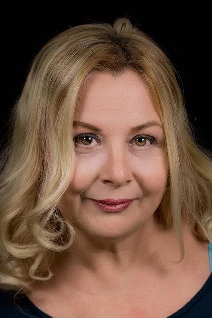 Esin Karakaya - Actor Profile Photo