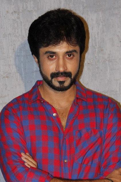 Vibhu Raman - Actor Profile Photo