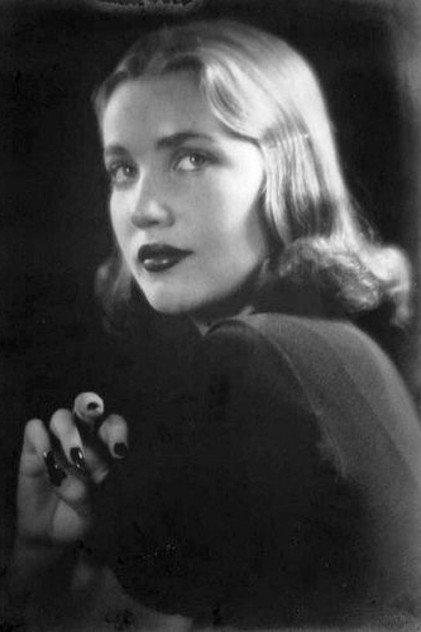 Edith Bouvier Beale - Actor Profile Photo