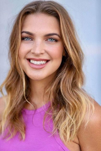 Anna Dahl - Actor Profile Photo