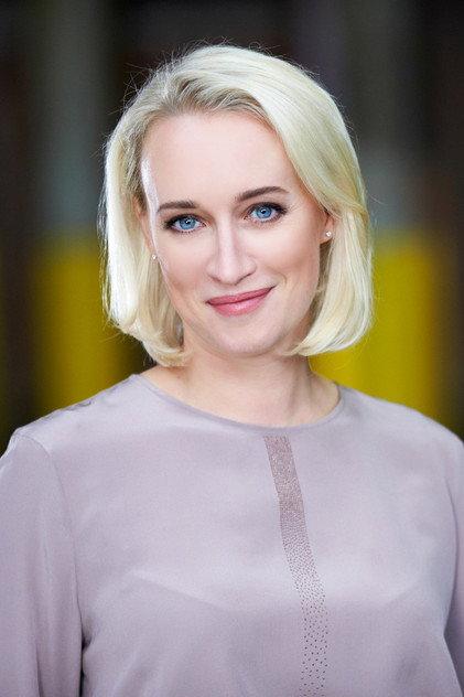 Eva Jinek - Actor Profile Photo