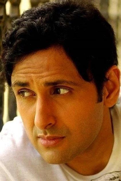 Parvin Dabas - Actor Profile Photo