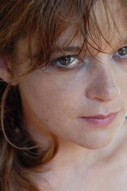 Julie Lesgages - Actor Profile Photo
