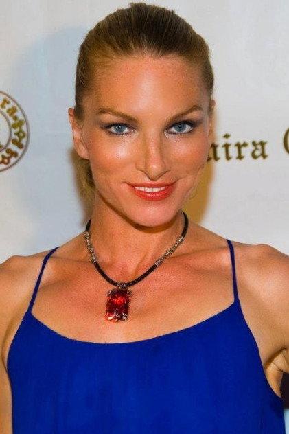 Kat Hawks - Actor Profile Photo