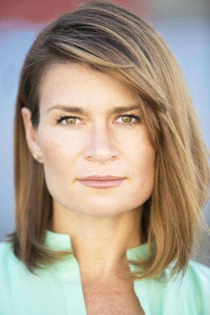 Carrie Lazar - Actor Profile Photo