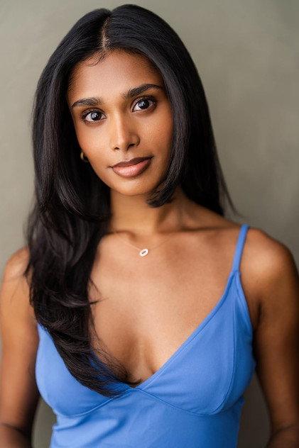 Becky Alex - Actor Profile Photo