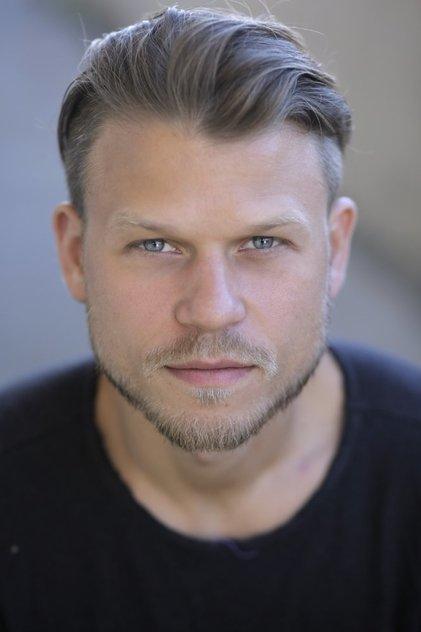 Aaron Schwartz - Actor Profile Photo