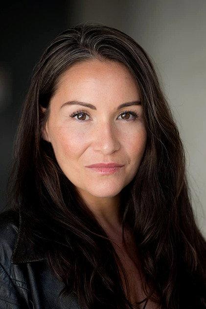 Sarah Dawn Pledge - Actor Profile Photo