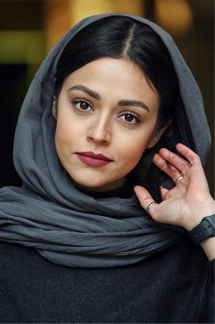 Sogol Khaligh - Actor Profile Photo