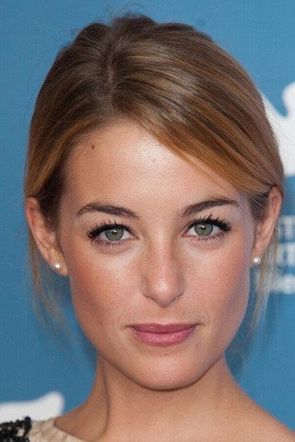 Victoria Guerra - Actor Profile Photo