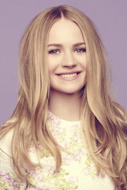 Britt Robertson - Actor Profile Photo