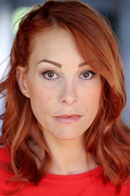 Julia Dorval - Actor Profile Photo