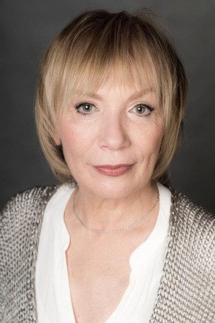 Yelena Koreneva - Actor Profile Photo