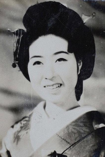 Ryūko Azuma - Actor Profile Photo