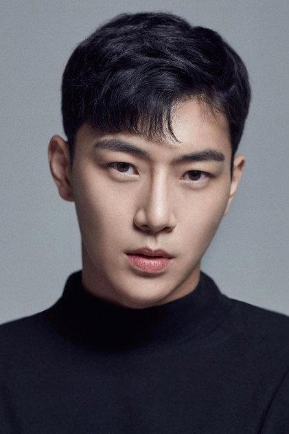 Moon Ji-yong - Actor Profile Photo