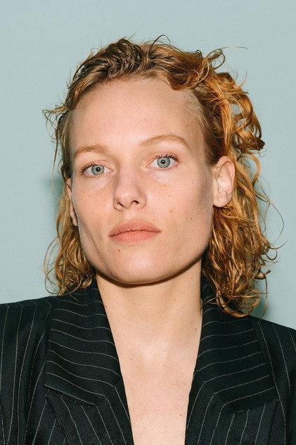 Julia Franz Richter - Actor Profile Photo