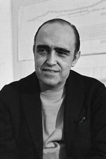 Oscar Niemeyer - Actor Profile Photo