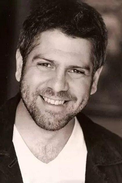 Evan Mirand - Actor Profile Photo